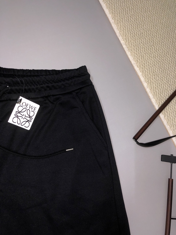 ブランドハーフパンツ側面デザイン